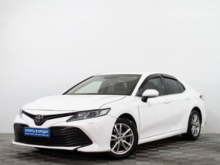 2019 Toyota Camry VIII (XV70), белый, 1549000 рублей, вид 3