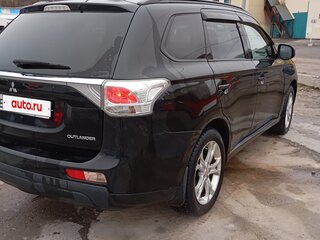 2012 Mitsubishi Outlander III, чёрный, 1240000 рублей, вид 3