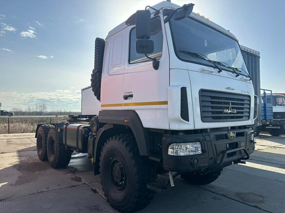 2024 МАЗ 643228, белый, 9100000 рублей