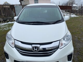 2014 Honda Freed I Рестайлинг 2, белый, 1250000 рублей, вид 1
