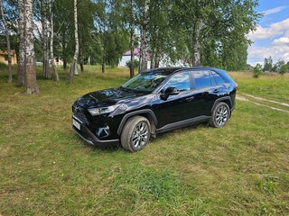 2021 Toyota RAV4 V (XA50), чёрный, 3500000 рублей, вид 2