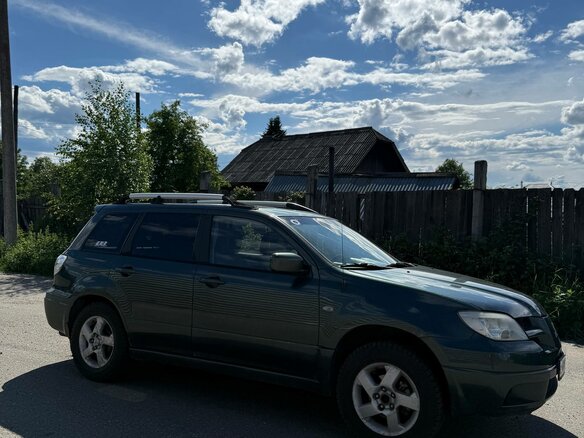2003 Mitsubishi Outlander I, зелёный, 420000 рублей - вид 14