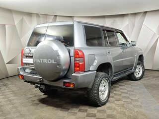 2008 Nissan Patrol V (Y61) Рестайлинг, белый, 1697000 рублей, вид 2