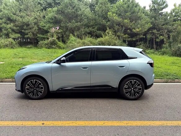 2026 Arcfox Beta T1 42.3 kWh, синий - вид 5