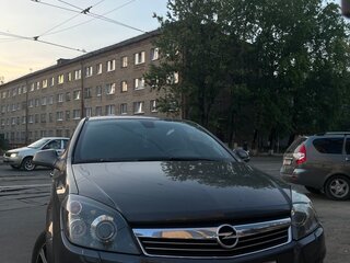 2011 Opel Astra H Рестайлинг, серый, 599999 рублей, вид 3