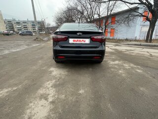 2013 Kia Rio 4-speed III, чёрный, 880000 рублей, вид 5