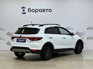 2020 Kia Rio X-Line IV, белый, 1550000 рублей, вид 4
