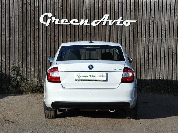 2017 Skoda Rapid I Рестайлинг, белый, 1170000 рублей - вид 5
