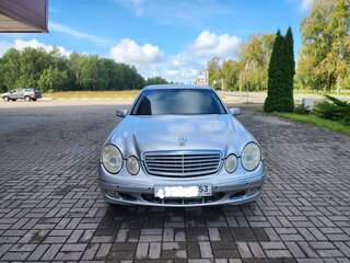 2002 Mercedes-Benz E-Класс 240 III (W211, S211), серебристый, 520000 рублей, вид 2