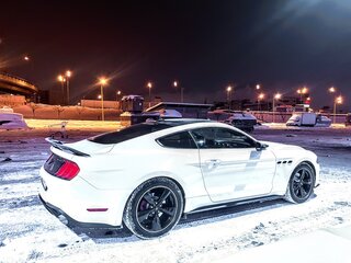 2022 Ford Mustang VI Рестайлинг, белый, 3599000 рублей, вид 4