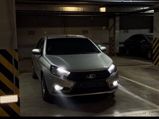 2018 Lada (ВАЗ) Vesta I, серебристый, 870000 рублей, вид 2