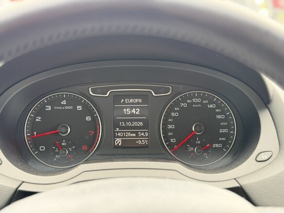 2014 Audi Q3 I (8U), серый, 1635000 рублей - вид 21