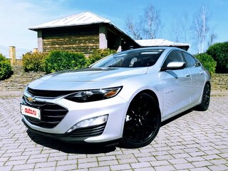 2022 Chevrolet Malibu IX Рестайлинг, серебристый, 1749000 рублей, вид 3