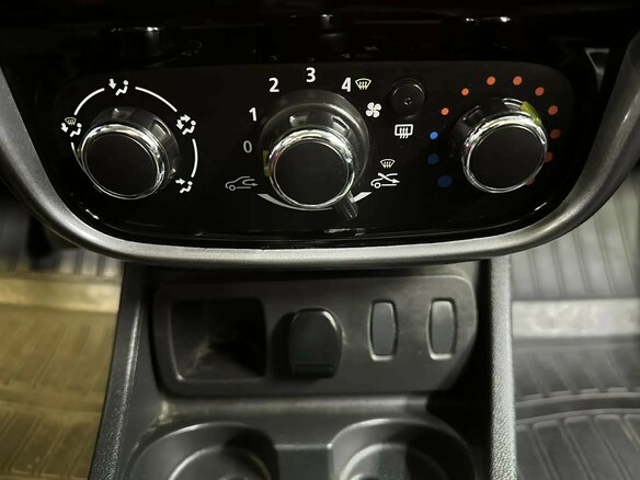 2014 Renault Duster I, чёрный, 721706 рублей - вид 11