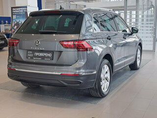 2020 Volkswagen Tiguan II, серый, 2299000 рублей, вид 5