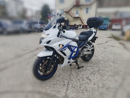 2012 Suzuki GSX 1250 FA, белый, 700000 рублей, вид 3