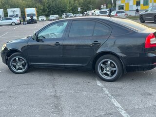 2010 Skoda Octavia II (A5) Рестайлинг, чёрный, 630000 рублей, вид 5
