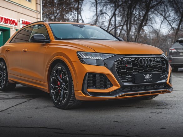 2021 Audi RS Q8 I, оранжевый, 11050000 рублей