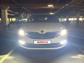 2018 Skoda Octavia III (A7) Рестайлинг, белый, 1550000 рублей, вид 2
