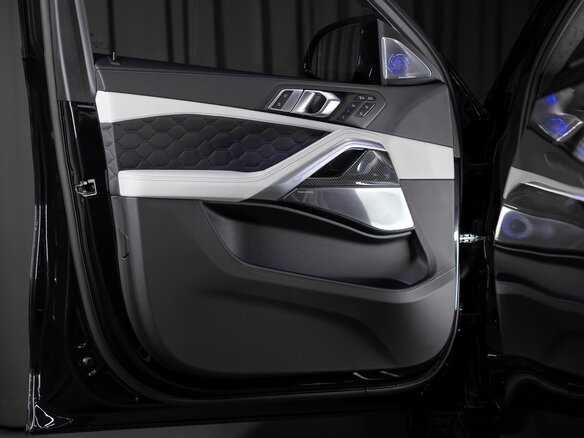 2026 BMW X6 M Competition III (F96) Рестайлинг, чёрный, 31169000 рублей - вид 21