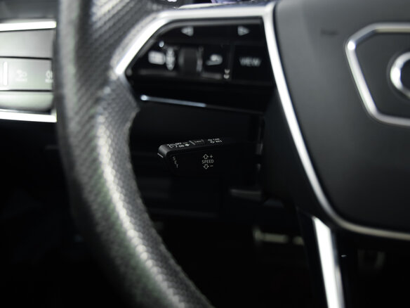 2021 Audi A7 45 TFSI II (4K), серый, 4799000 рублей - вид 25
