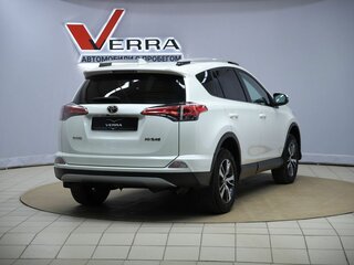 2017 Toyota RAV4 IV (XA40) Рестайлинг, белый, 1750000 рублей, вид 5