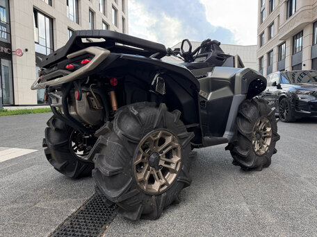 2026 BRP Can-Am Outlander X MR 1000R, чёрный, 2400000 рублей, вид 3