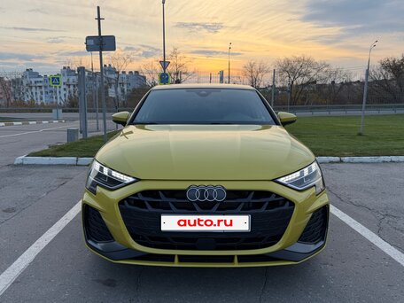 2025 Audi A3 40 TFSI IV (8Y) Рестайлинг, жёлтый, 4300000 рублей, вид 4