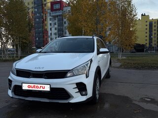 2022 Kia Rio X IV Рестайлинг, белый, 1690000 рублей, вид 1