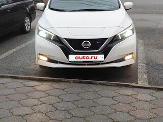 2018 Nissan Leaf II (ZE1), белый, 2300000 рублей, вид 4