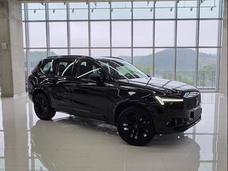 2026 Volvo XC90 B6 II Рестайлинг 2, чёрный, 9490000 рублей, вид 1