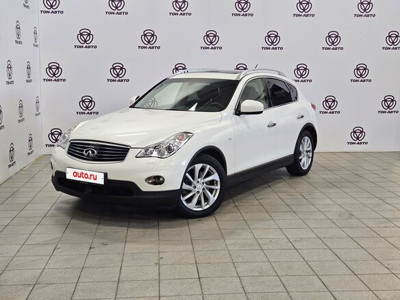 2011 Infiniti EX EX25 I (J50), белый