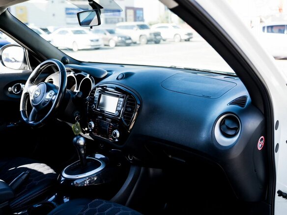 2013 Nissan Juke I, белый, 980000 рублей - вид 22