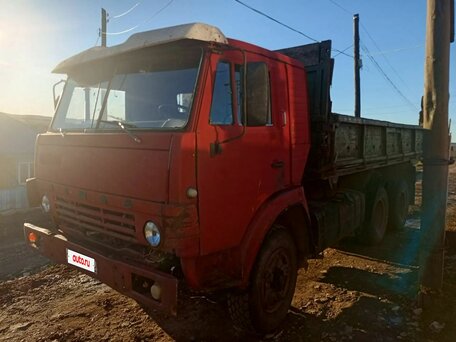 1992 КамАЗ 55102, пурпурный, 1000000 рублей, вид 1