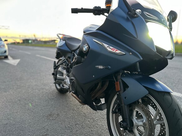 2019 BMW F 800 GT, фиолетовый, 690000 рублей - вид 8