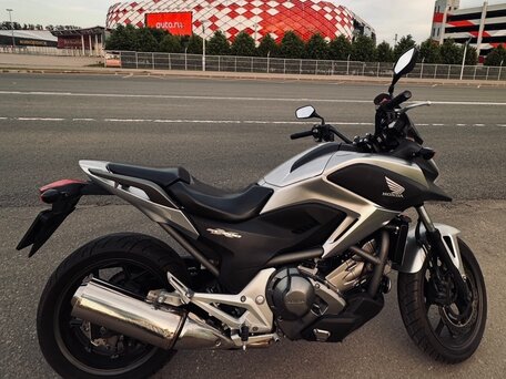 2012 Honda NC 700X, серебристый, 550000 рублей, вид 1