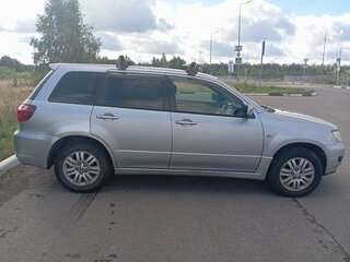 2005 Mitsubishi Airtrek I, серебристый, 555000 рублей, вид 4