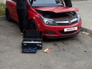 2008 Opel Astra GTC H Рестайлинг, красный, 650000 рублей, вид 3