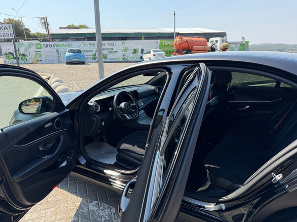 2020 Mercedes-Benz E-Класс 200 V (W213, S213, C238) Рестайлинг, чёрный, 3750000 рублей - вид 12