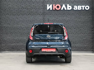 2018 Kia Soul II Рестайлинг, серый, 1800000 рублей, вид 5