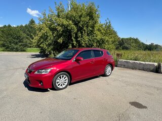 2011 Lexus CT 200h I, красный, 1700000 рублей, вид 1