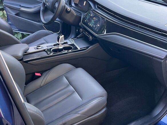 2023 Omoda S5, синий, 1600000 рублей - вид 7