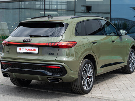 2026 Audi Q5 L III (GU), зелёный, 6699500 рублей, вид 4