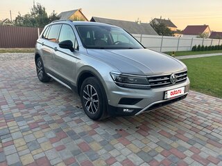 2019 Volkswagen Tiguan II, серебристый, 1952811 рублей, вид 1