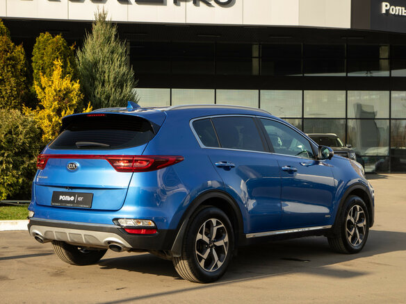 2021 Kia Sportage IV Рестайлинг, синий, 2753000 рублей - вид 2