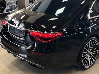 2020 Mercedes-Benz S-Класс 450 Long 4MATIC VII (W223), чёрный, 9500000 рублей, вид 4