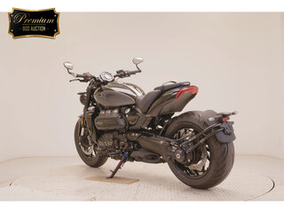 2025 Triumph Rocket III, чёрный, 2670000 рублей, вид 2