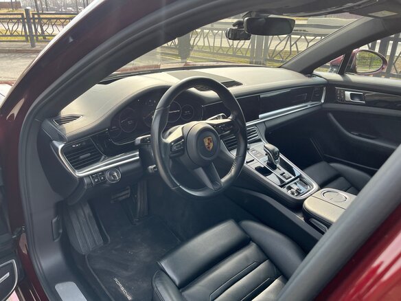 2020 Porsche Panamera II Рестайлинг, красный, 11594775 рублей - вид 20