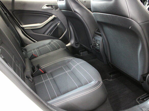 2014 Mercedes-Benz GLA 250 I (X156), белый, 1865000 рублей - вид 11