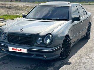 1996 Mercedes-Benz E-Класс 230 II (W210, S210), серебристый, 500000 рублей, вид 4